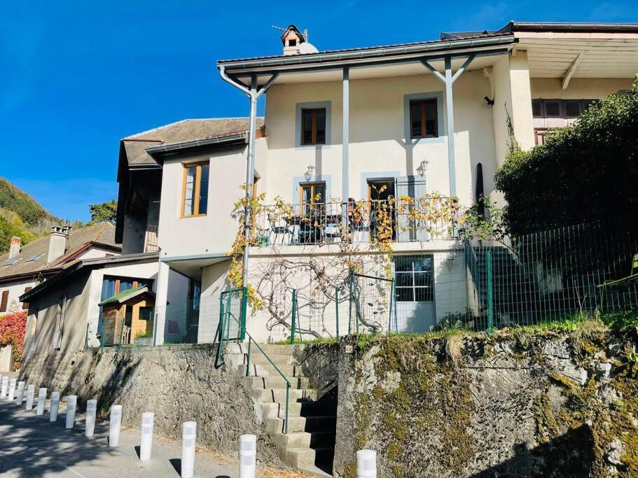 Maison 3 Chambres Au Lac D'Annecy, 30Min La Clusaz منتون - سانت - برنارد المظهر الخارجي الصورة